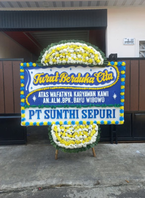 Papan Bunga Duka di Bontang Kuala