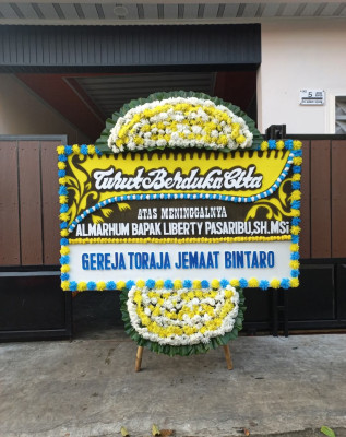 Papan Bunga Duka di Bontang Kuala