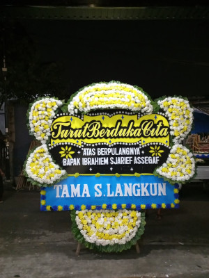 Papan Bunga Duka di Bontang Kuala